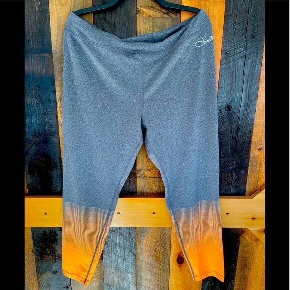 𝅺Dare2B leggings with contrasting color and stripes, size 16 - Picture 1 of 4